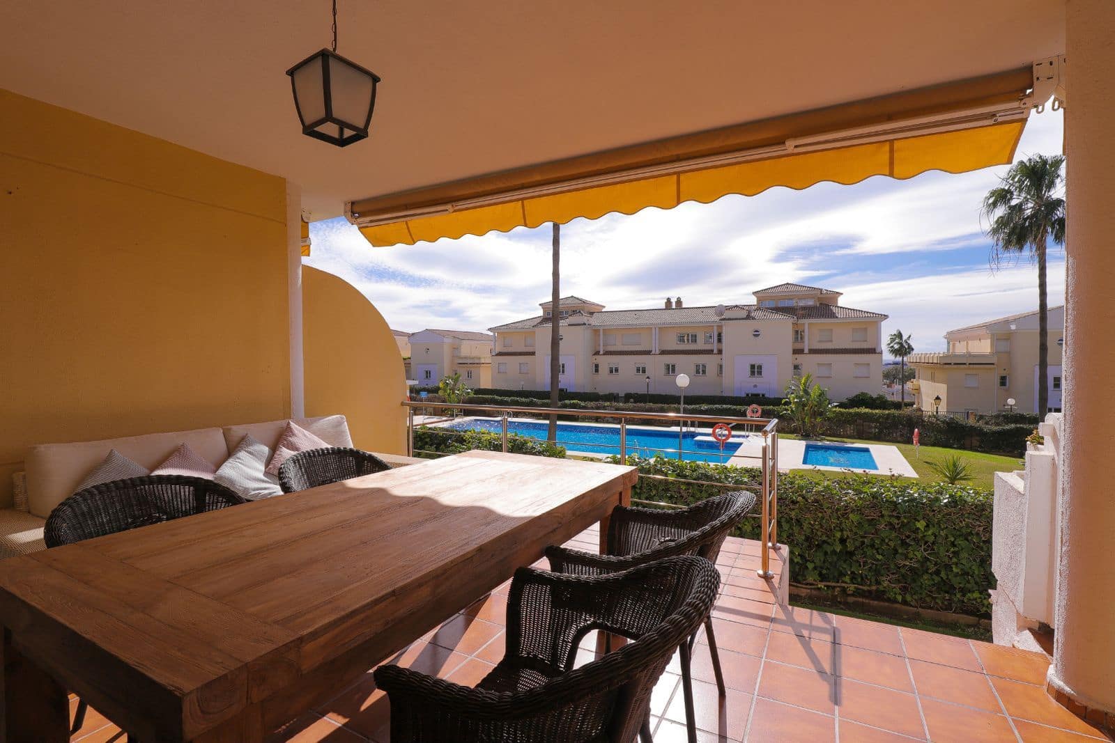 3 bedroom Apartment for sale in Cabopino - € 549,000 (Ref: 9738683)