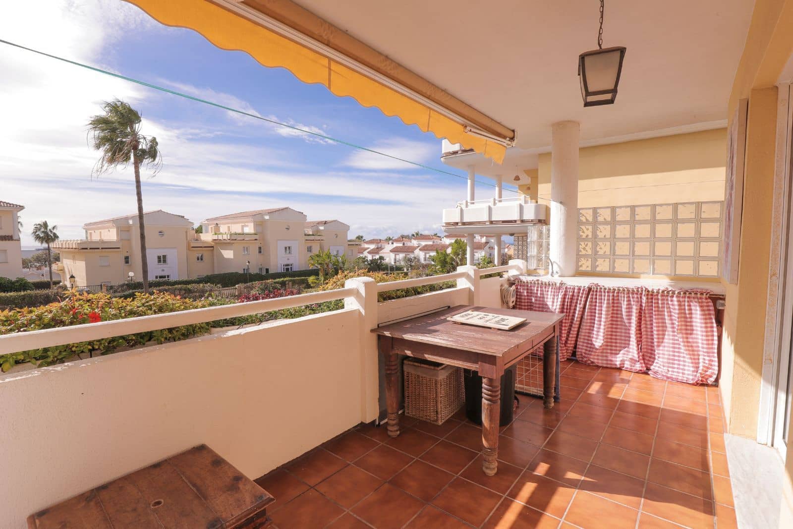 3 bedroom Apartment for sale in Cabopino - € 549,000 (Ref: 9738683)