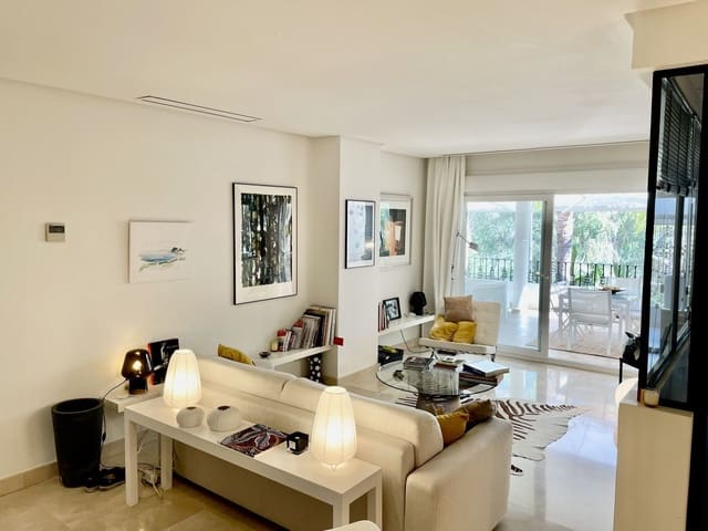 2 chambre Appartement à vendre à Nueva Andalucia, Marbella - 370 000 € (Ref: 9738684)