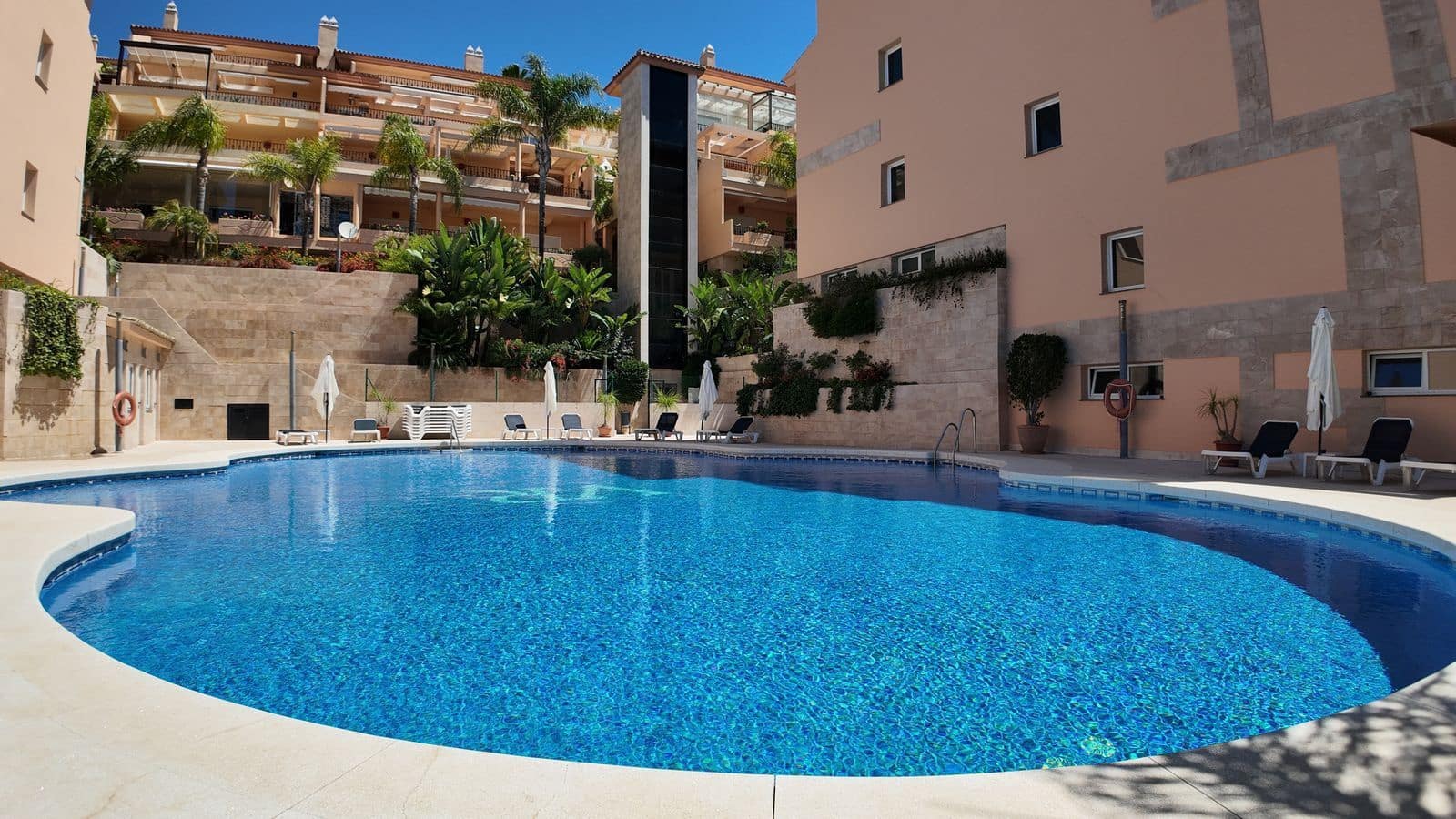 2 chambre Appartement à vendre à Nueva Andalucia - 370 000 € (Ref: 9738684)