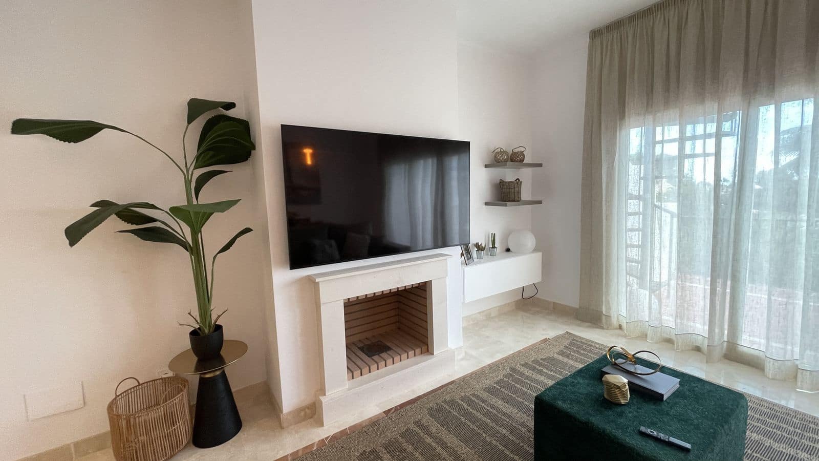 3 bedroom Apartment for sale in Benahavis - € 700,000 (Ref: 9738687)