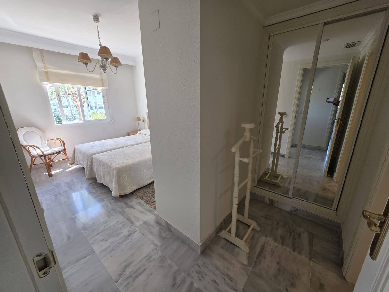 3 sypialnia Apartament na sprzedaż w Nueva Andalucia - 550 000 € (Ref: 9738688)