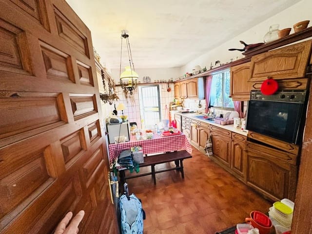 3 soveværelse Villa til salg i El Paraiso, Estepona - € 920.000 (Ref: 9738697)