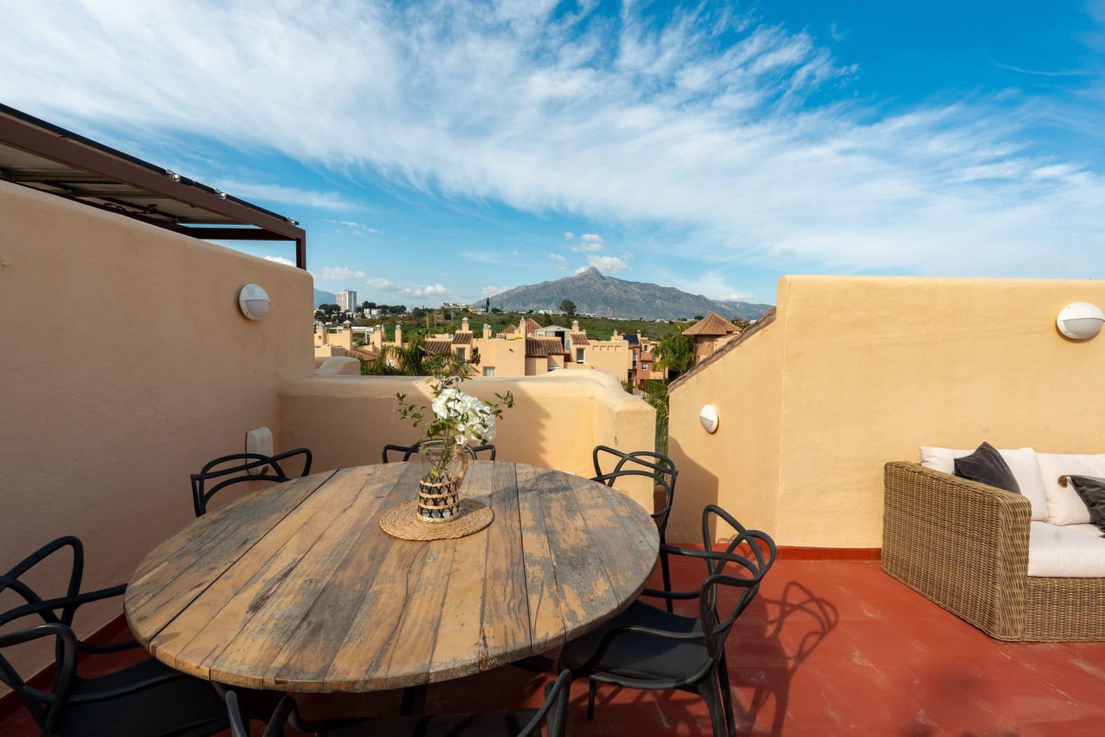 4 Zimmer Haus zu verkaufen in Nueva Andalucia - 695.000 € (Ref: 9738706)