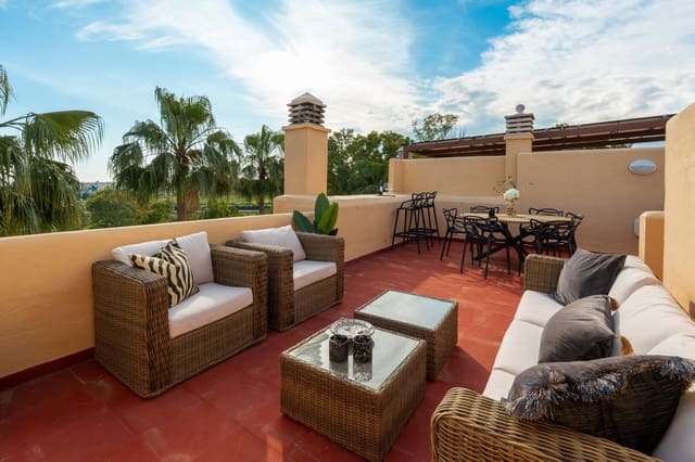 4 Zimmer Haus zu verkaufen in Nueva Andalucia, Marbella - 695.000 € (Ref: 9738706)