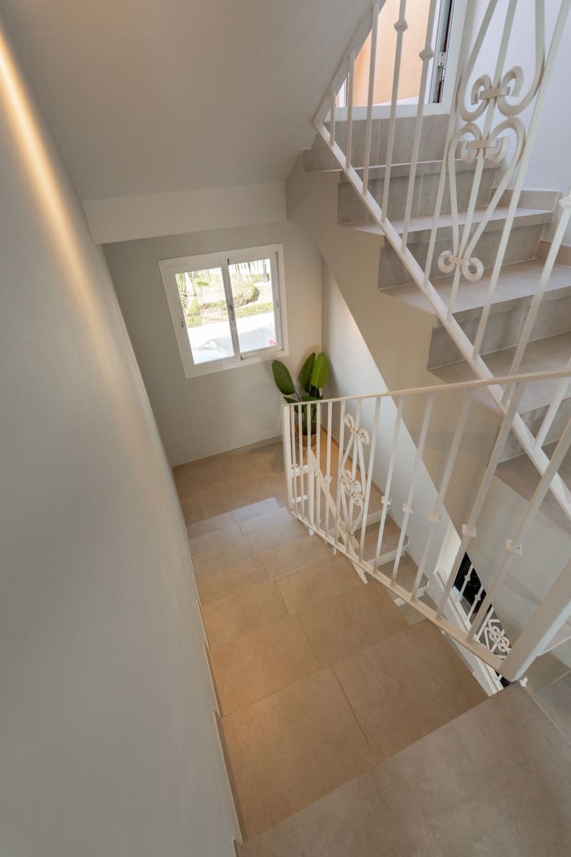 4 Zimmer Haus zu verkaufen in Nueva Andalucia - 695.000 € (Ref: 9738706)