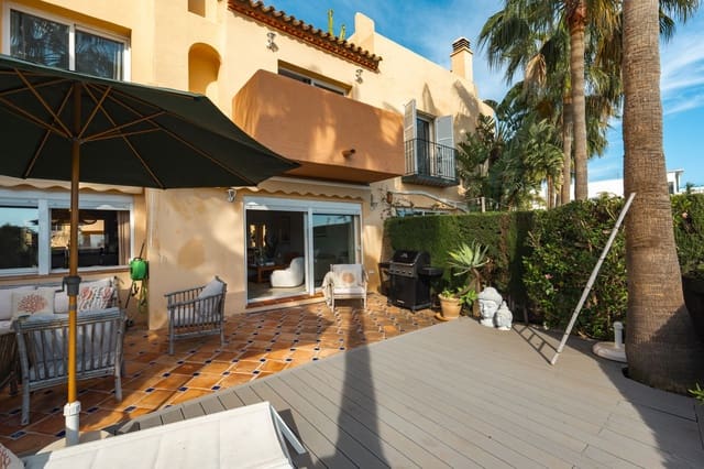 4 Zimmer Haus zu verkaufen in Nueva Andalucia, Marbella - 695.000 € (Ref: 9738706)
