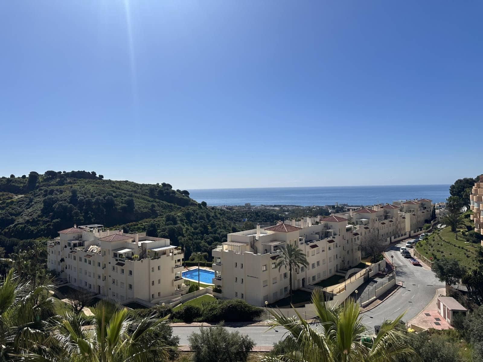 2 bedroom Apartment for sale in Calahonda - € 349,000 (Ref: 9738710)