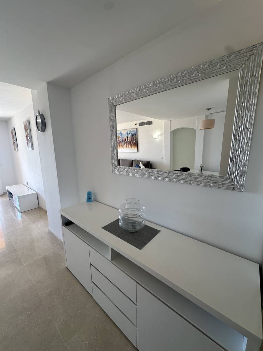 2 bedroom Apartment for sale in Calahonda - € 349,000 (Ref: 9738710)