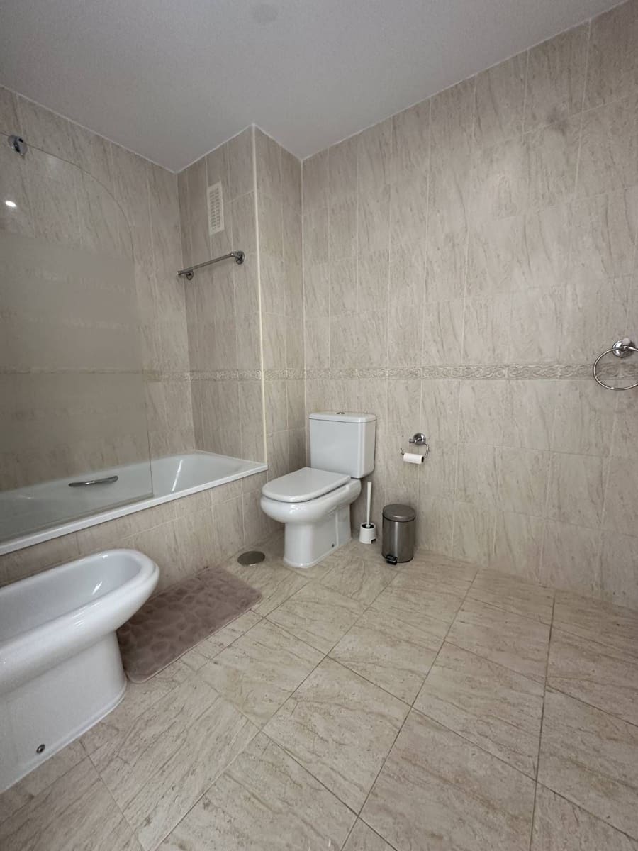 2 bedroom Apartment for sale in Calahonda - € 349,000 (Ref: 9738710)