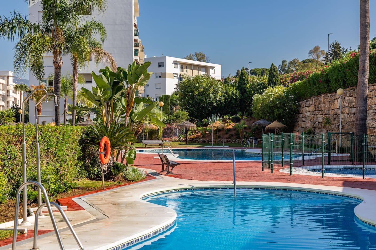 Apartamento de 2 habitaciones en Guadalmina en venta - 395.000 € (Ref: 9738712)