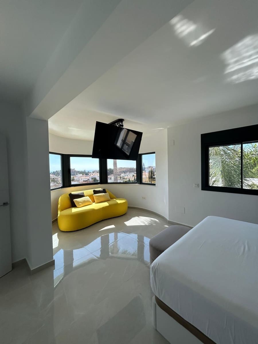 4 soveværelse Villa til salg i Benalmadena - € 1.300.000 (Ref: 9738713)