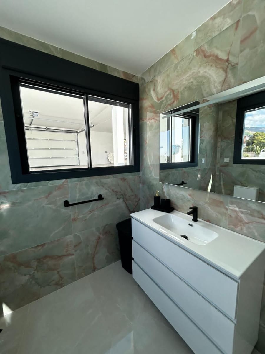 4 soveværelse Villa til salg i Benalmadena - € 1.300.000 (Ref: 9738713)