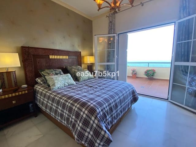 3 makuuhuone Huoneisto myytävänä paikassa Manilva - 535 000 € (Ref: 9738719)