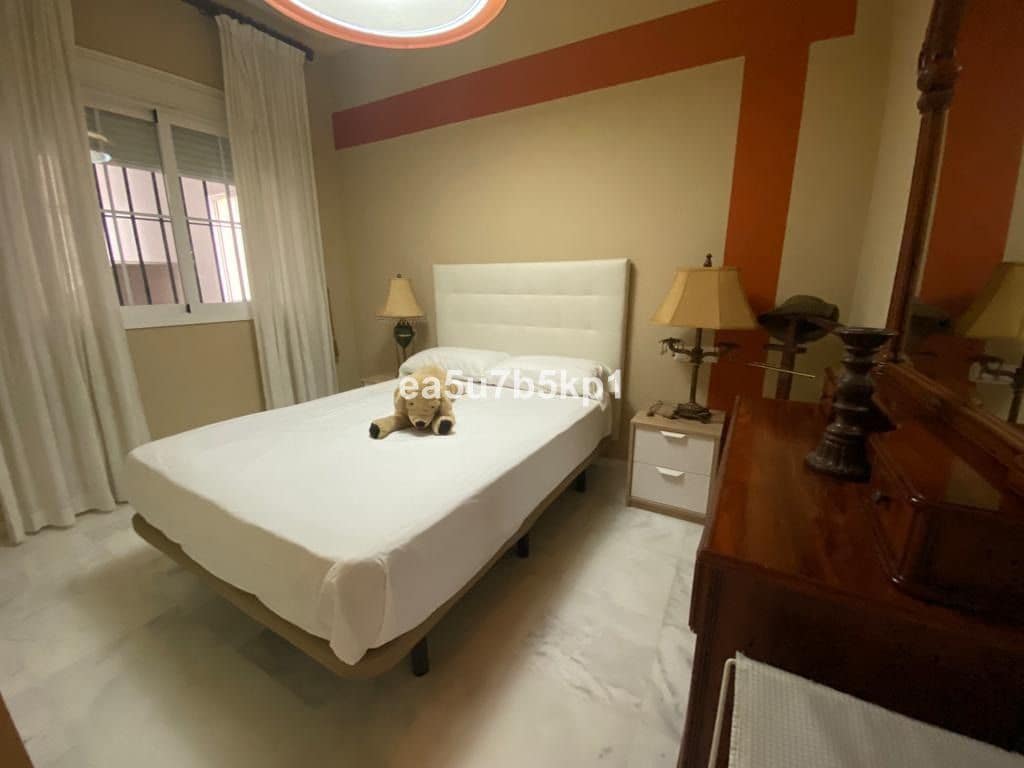 3 makuuhuone Huoneisto myytävänä paikassa Manilva - 535 000 € (Ref: 9738719)