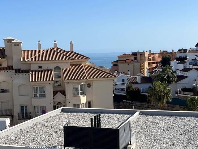 Pareado de 3 habitaciones en Riviera del Sol, Mijas en venta - 599.000 € (Ref: 9738722)