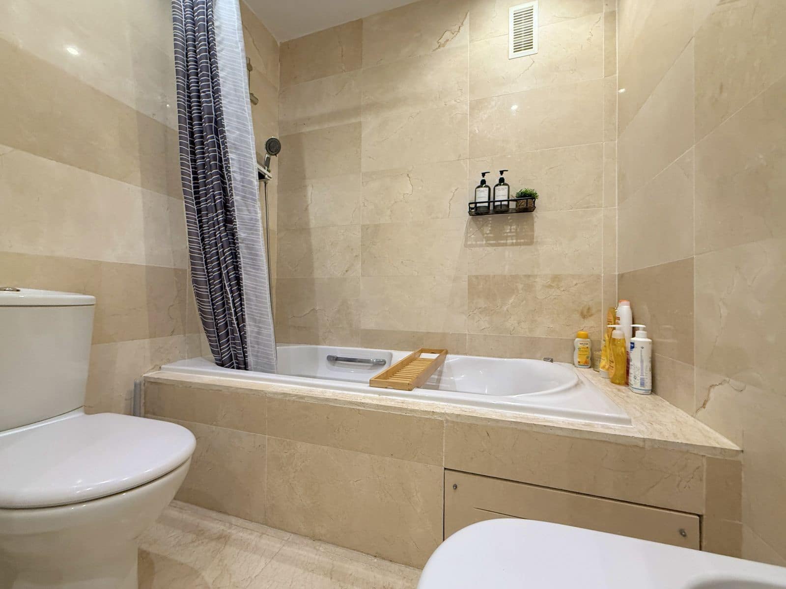 2 quarto Penthouse para venda em Estepona - 359 000 € (Ref: 9738723)