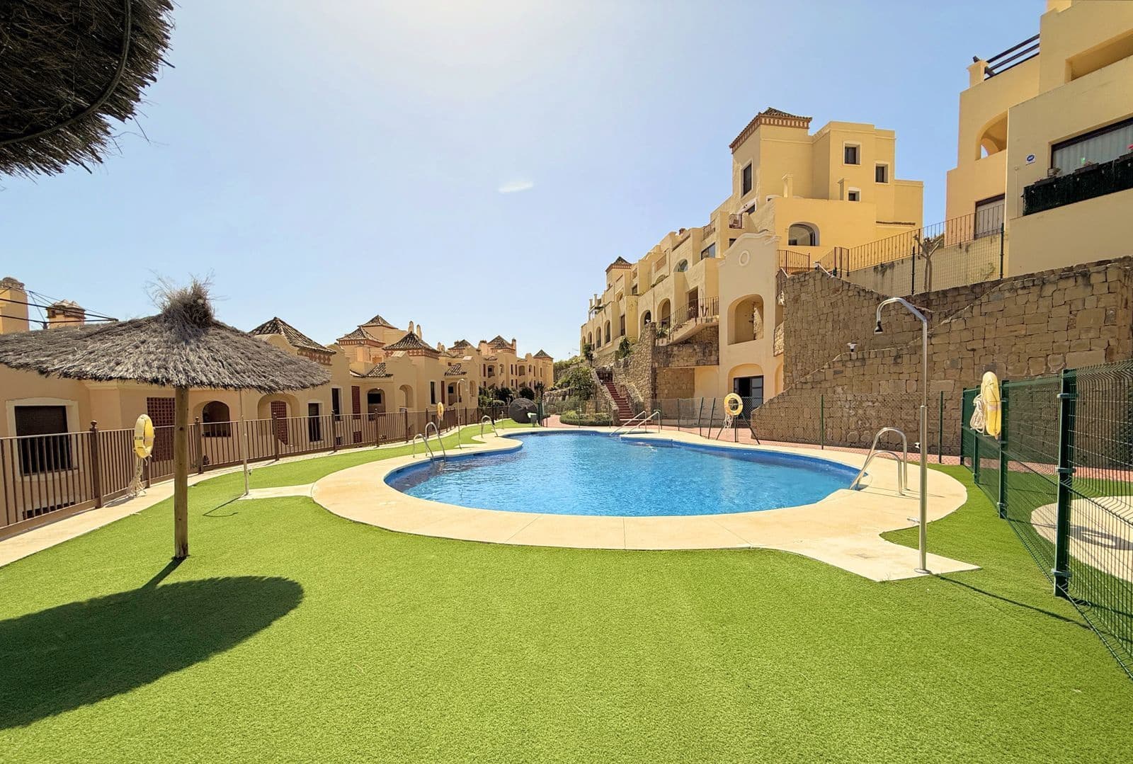 2 quarto Penthouse para venda em Estepona - 359 000 € (Ref: 9738723)