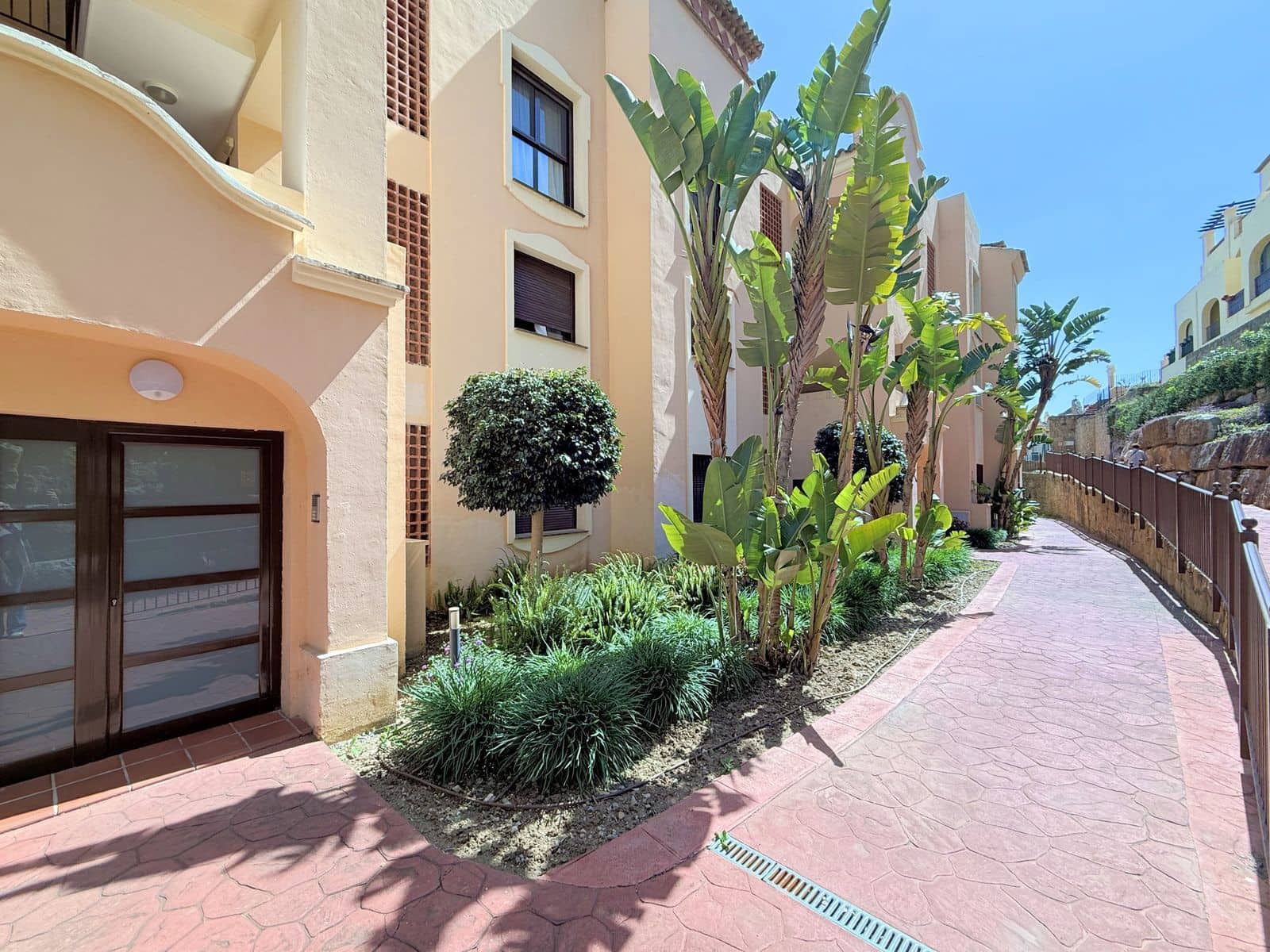 2 quarto Penthouse para venda em Estepona - 359 000 € (Ref: 9738723)