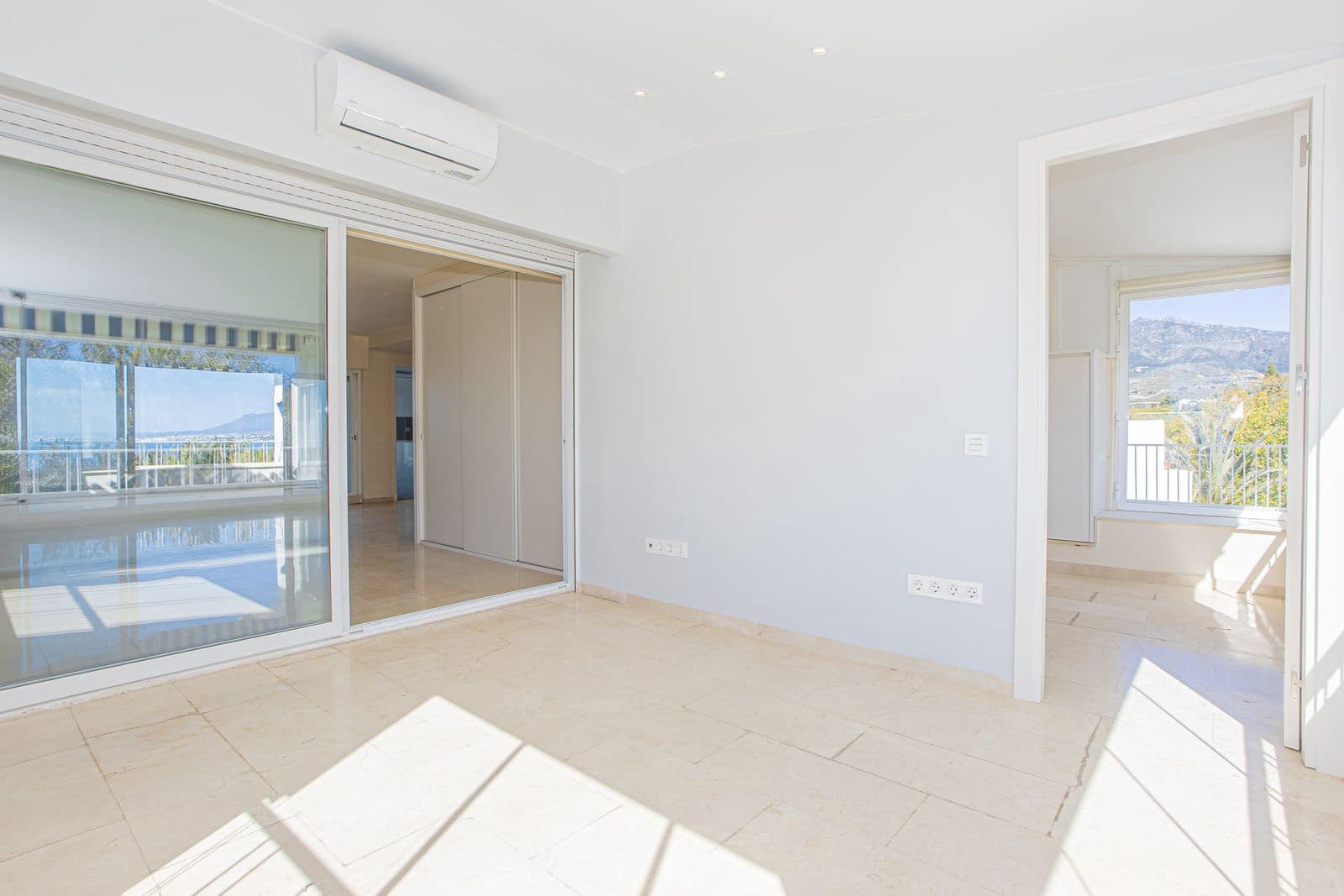 4 camera da letto Attico in vendita in Rio Real - 1.080.000 € (Rif: 9738725)