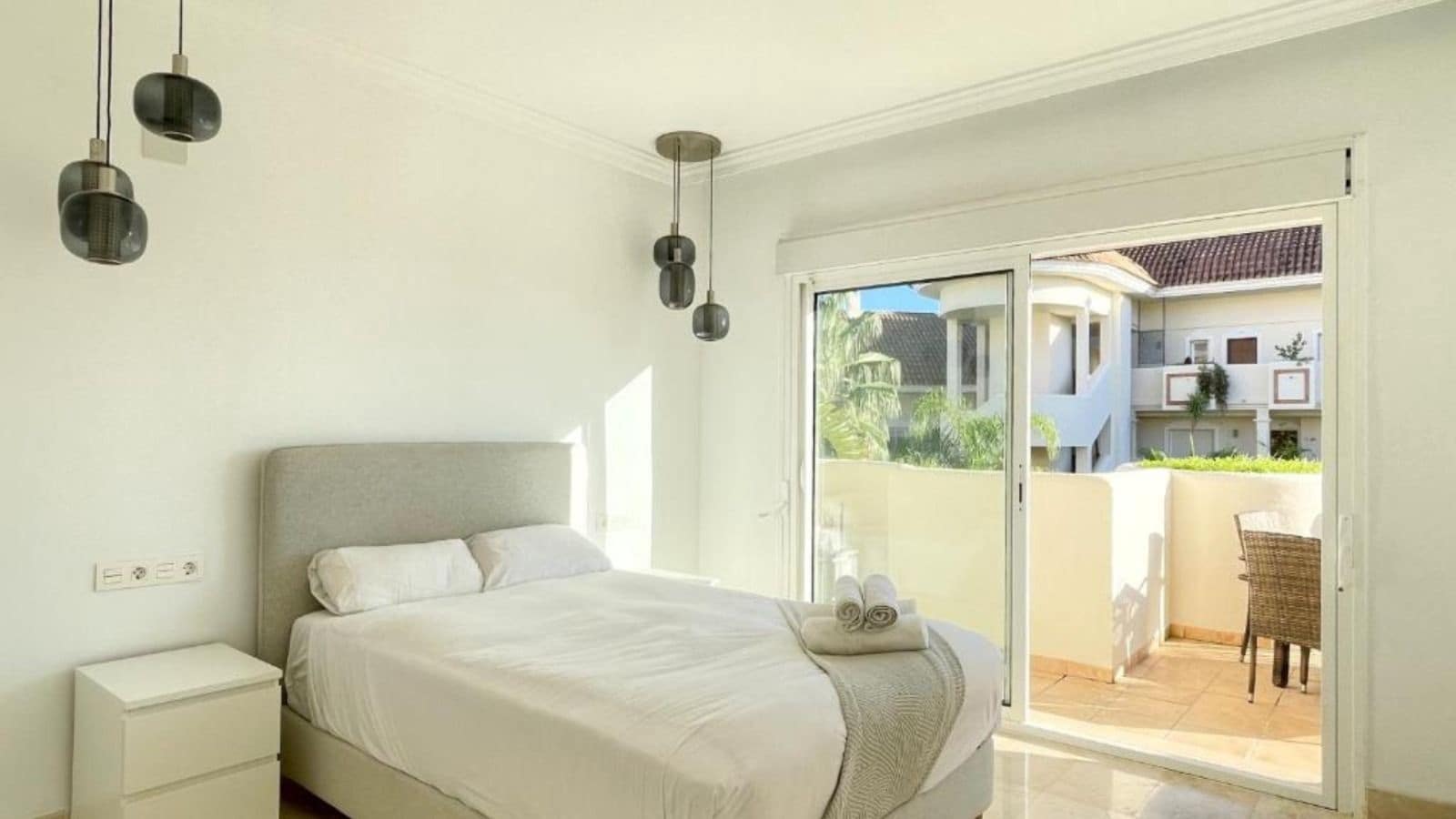 2 quarto Apartamento para venda em Aloha Golf - 640 000 € (Ref: 9738726)