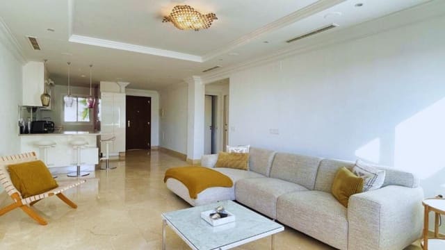 2 quarto Apartamento para venda em Aloha Golf, Marbella - 640 000 € (Ref: 9738726)