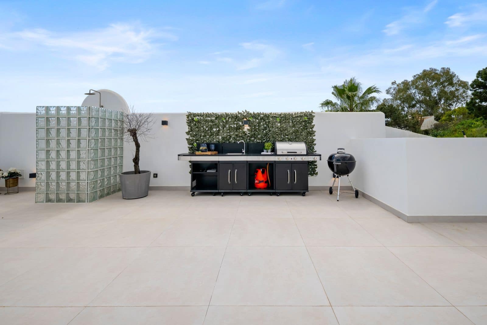 Ático de 2 habitaciones en La Quinta en venta - 769.000 € (Ref: 9738727)