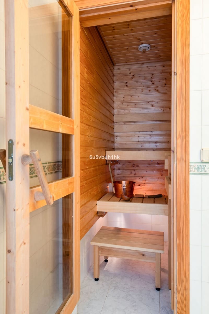 5 soverom Hus til salgs i Benalmadena Costa - € 645 000 (Ref: 9738730)