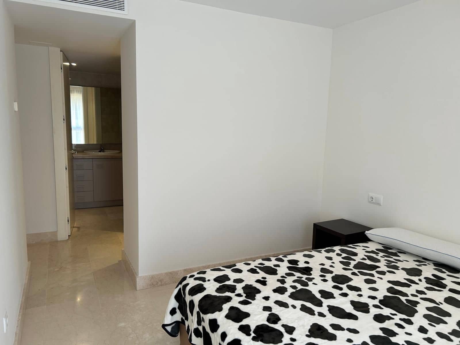 3 makuuhuone Huoneisto myytävänä paikassa Manilva - 380 000 € (Ref: 9738732)