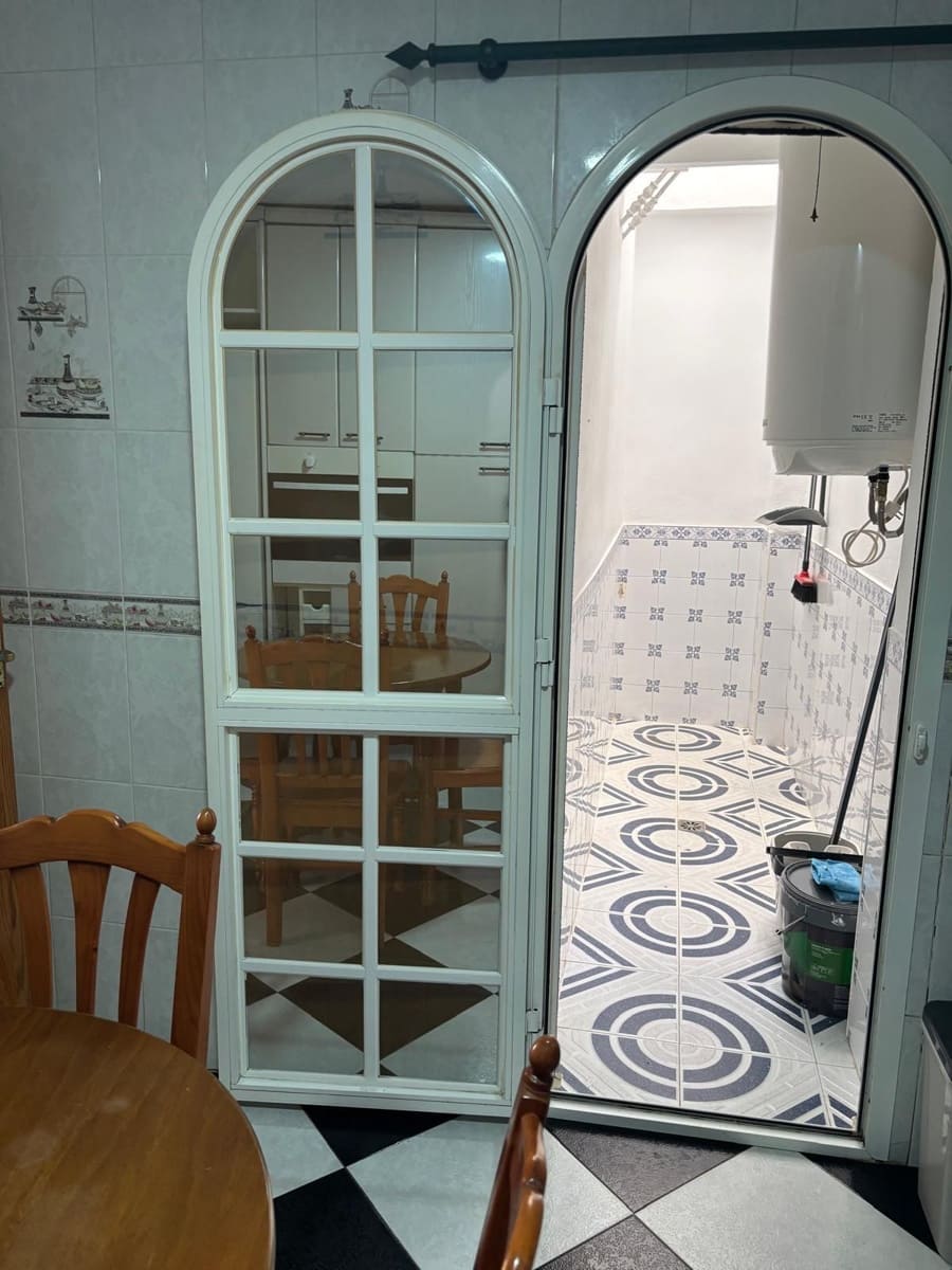 Casa de 2 habitaciones en Estepona en venta - 625.900 € (Ref: 9738733)