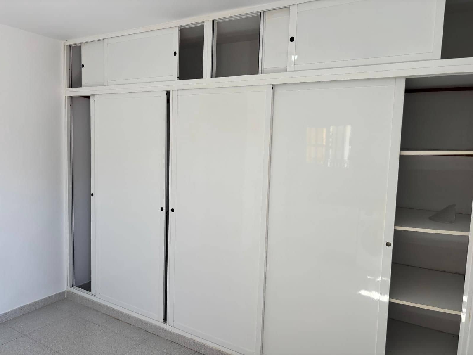 Casa de 2 habitaciones en Estepona en venta - 625.900 € (Ref: 9738733)