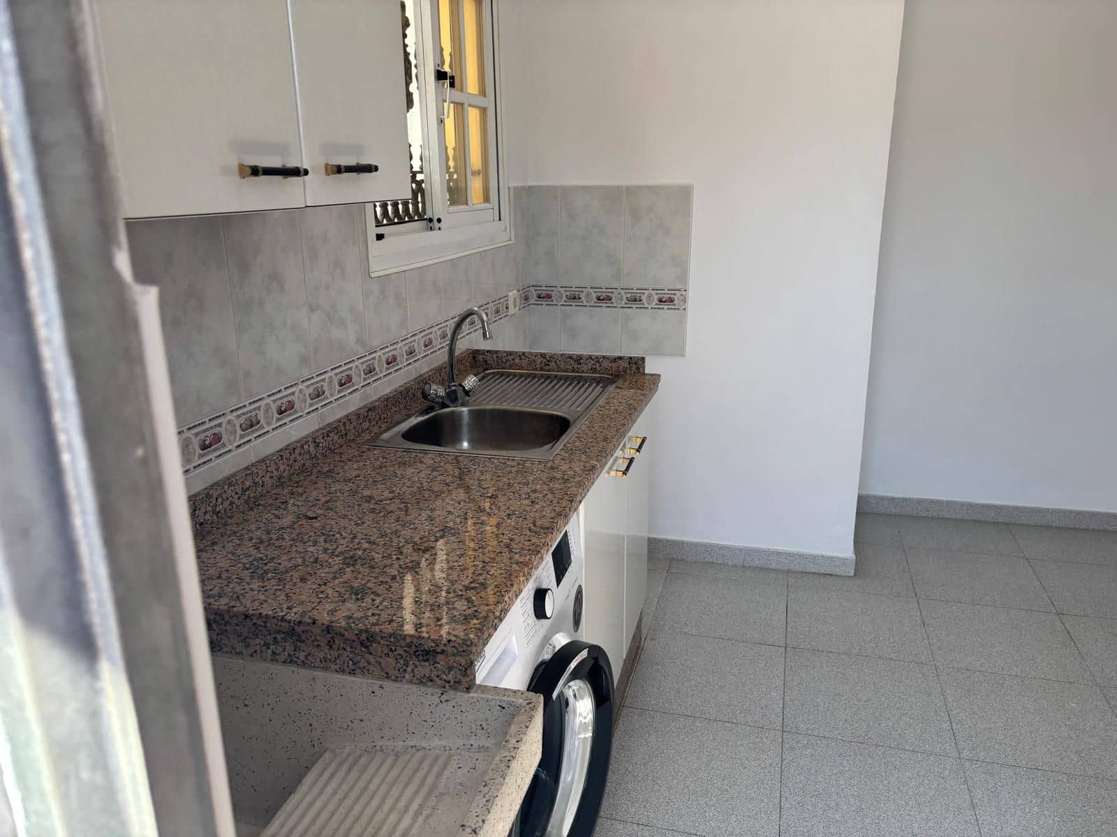 Casa de 2 habitaciones en Estepona en venta - 625.900 € (Ref: 9738733)