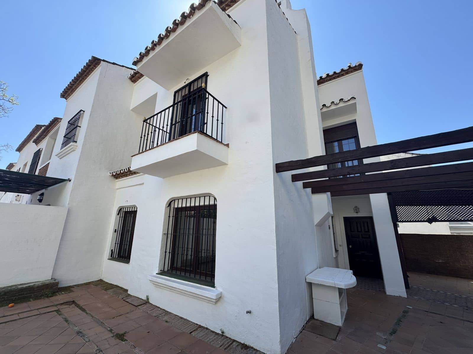 7 soveværelse Byhus til salg i Marbella - € 990.000 (Ref: 9738738)