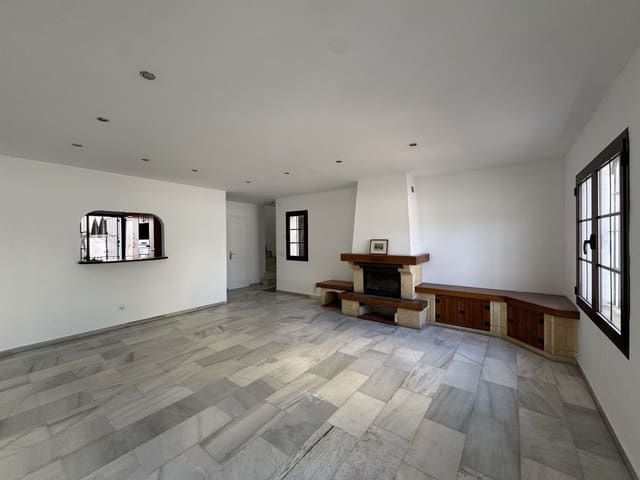 7 soveværelse Byhus til salg i Marbella - € 990.000 (Ref: 9738738)