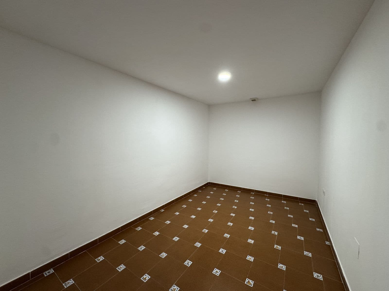 7 soveværelse Byhus til salg i Marbella - € 990.000 (Ref: 9738738)