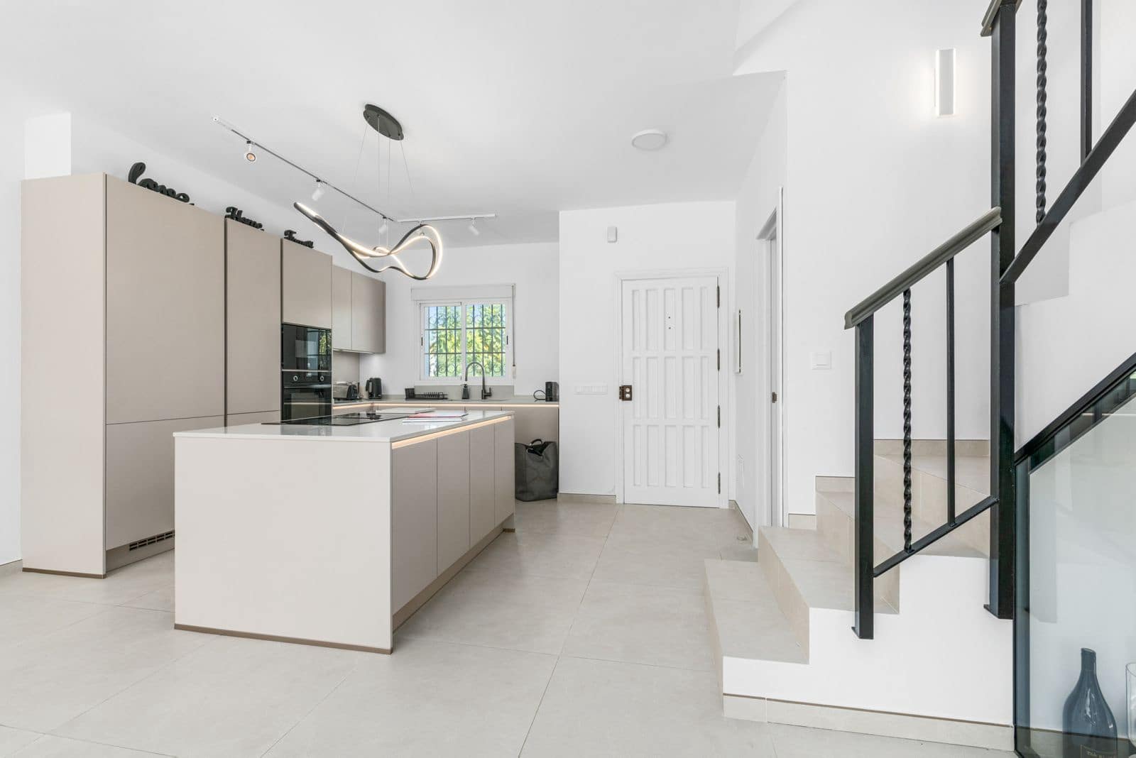 4 sypialnia Willa na sprzedaż w Cancelada - 925 000 € (Ref: 9738741)