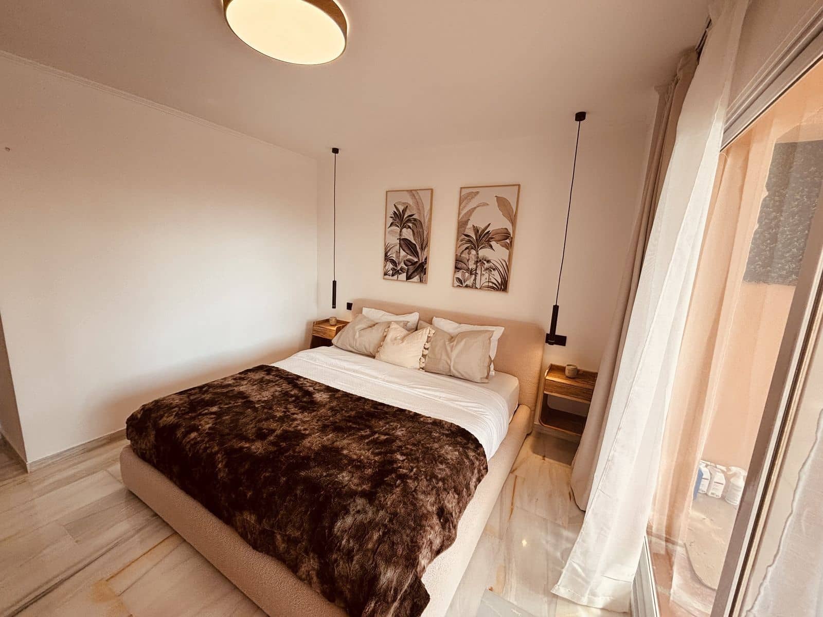 2 bedroom Apartment for sale in Calahonda - € 399,000 (Ref: 9738742)