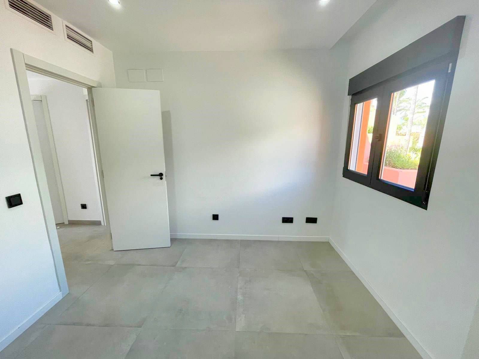 3 soveværelse Byhus til salg i Benahavis - € 600.000 (Ref: 9738745)