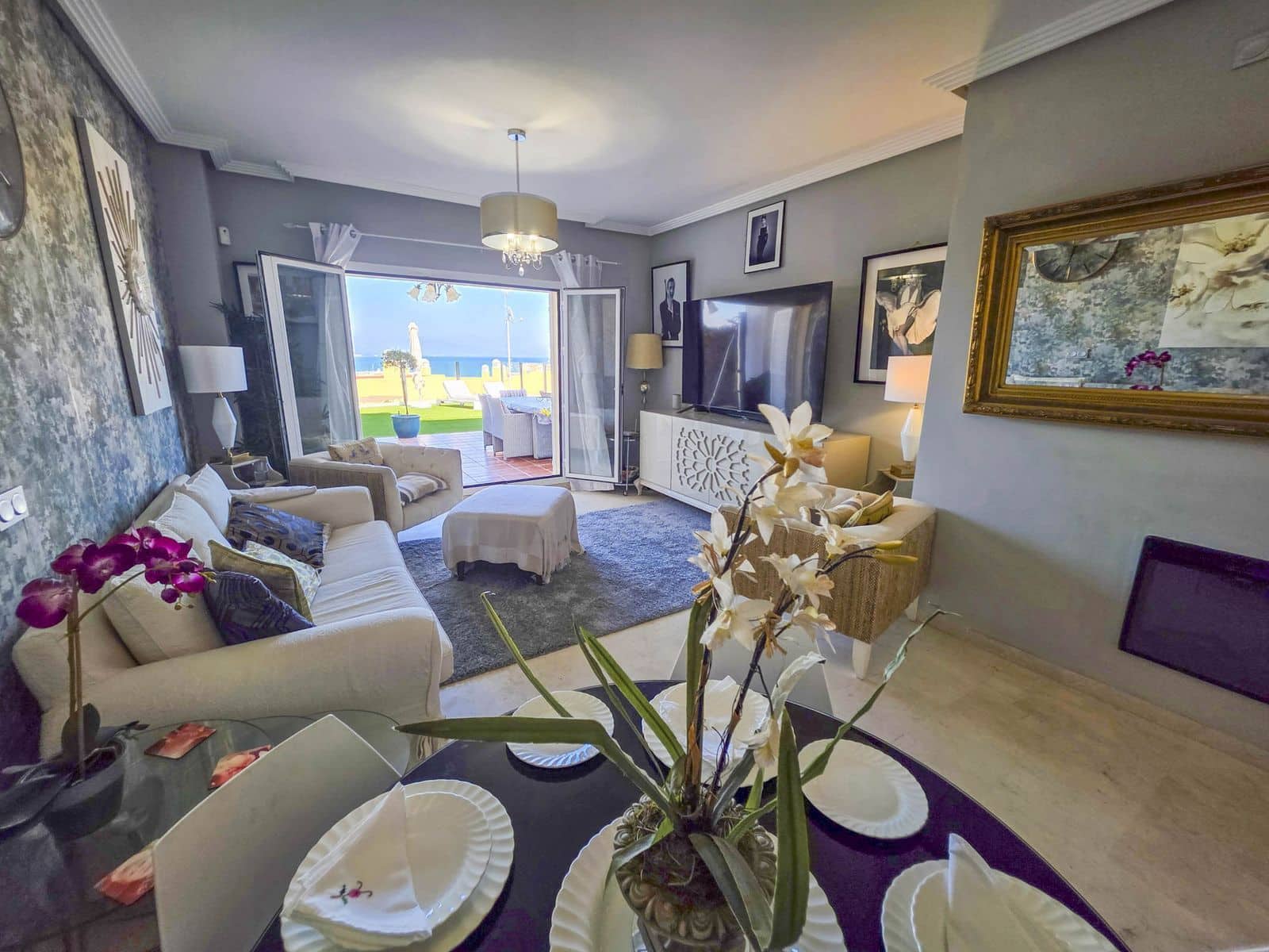 3 bedroom Apartment for sale in La Duquesa / Puerto de la Duquesa - € 375,000 (Ref: 9738754)