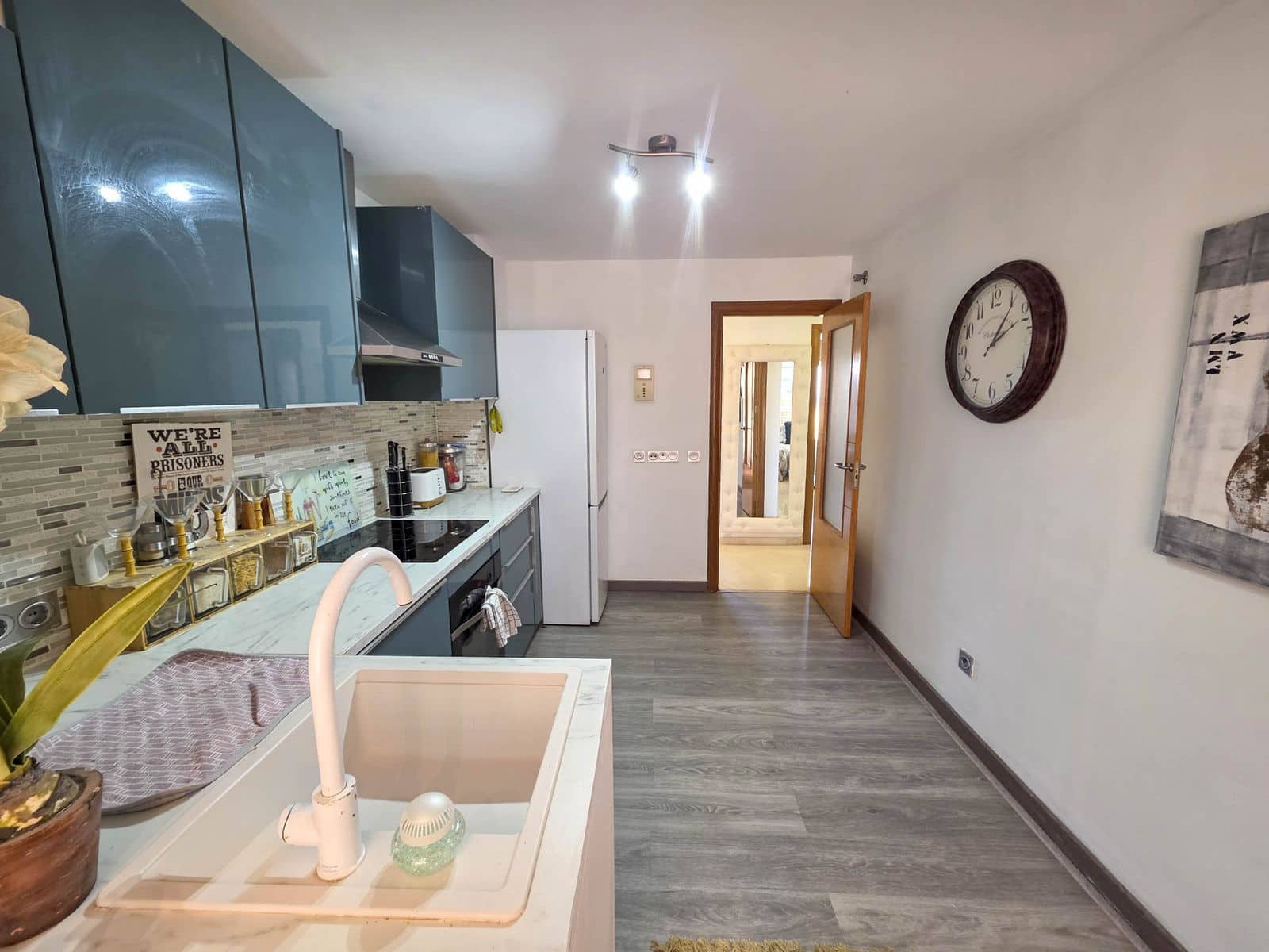 3 bedroom Apartment for sale in La Duquesa / Puerto de la Duquesa - € 375,000 (Ref: 9738754)