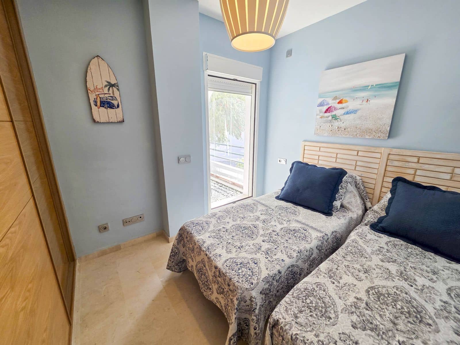 3 bedroom Apartment for sale in La Duquesa / Puerto de la Duquesa - € 375,000 (Ref: 9738754)