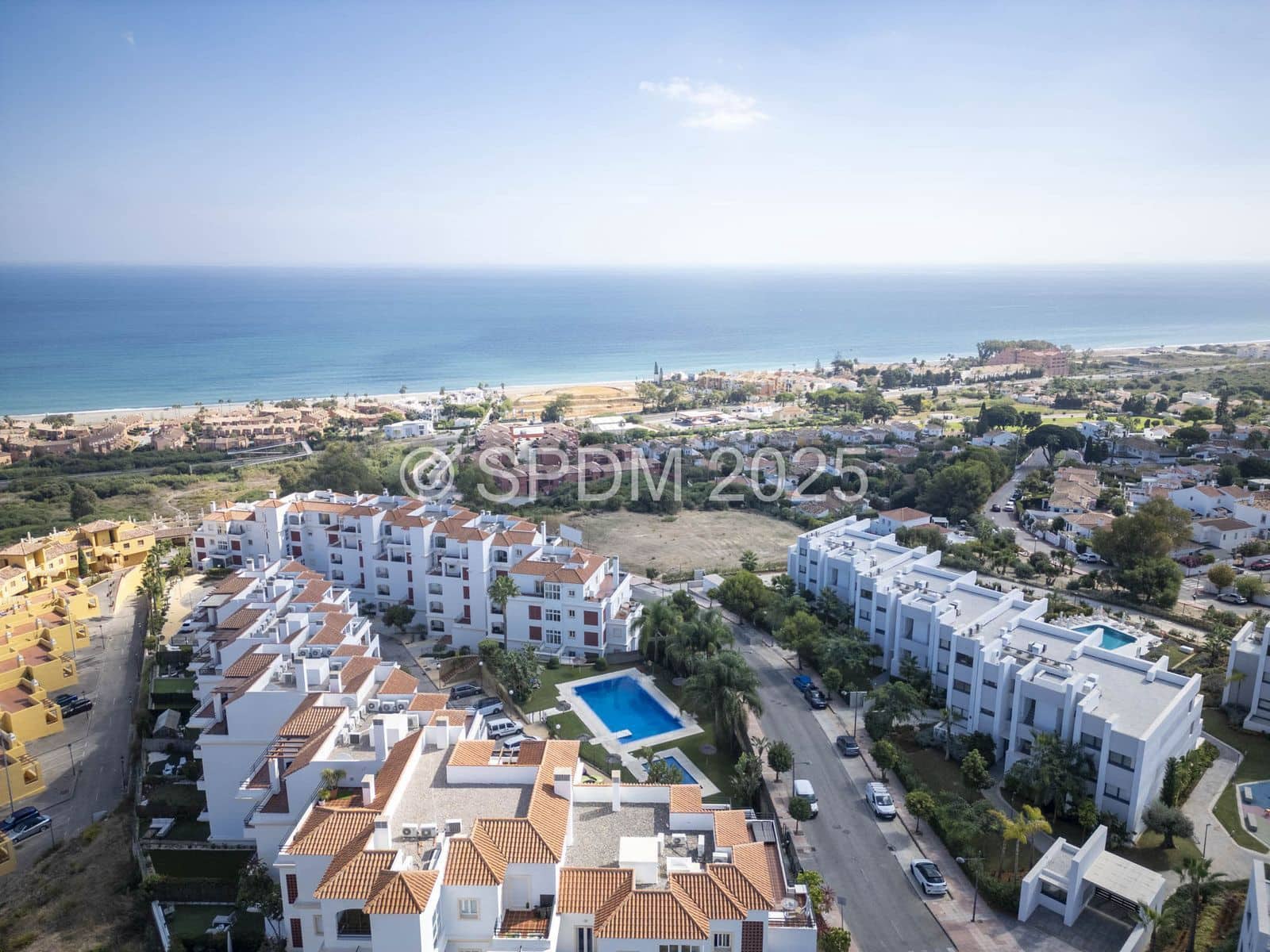 3 bedroom Apartment for sale in La Duquesa / Puerto de la Duquesa - € 375,000 (Ref: 9738754)