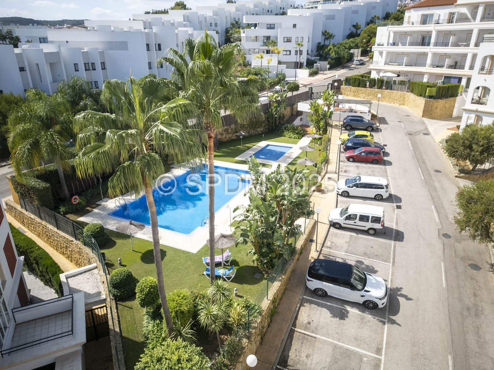 3 bedroom Apartment for sale in La Duquesa / Puerto de la Duquesa - € 375,000 (Ref: 9738754)
