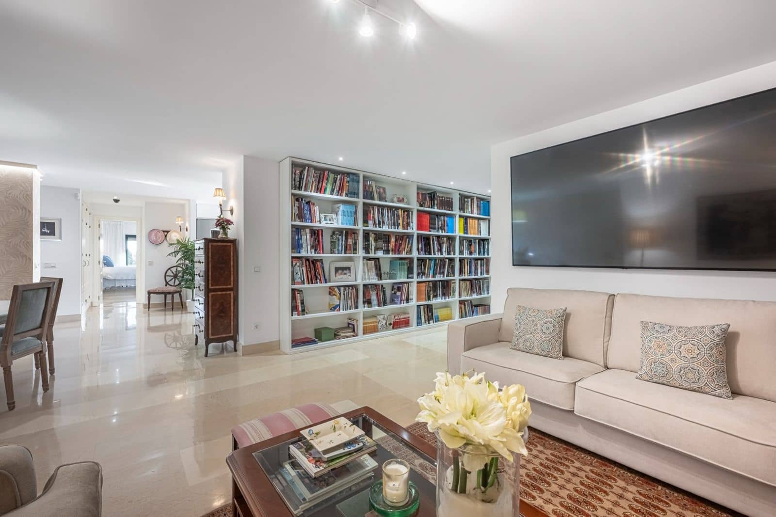 2 Zimmer Apartment zu verkaufen in Benahavis - 1.295.000 € (Ref: 9738758)