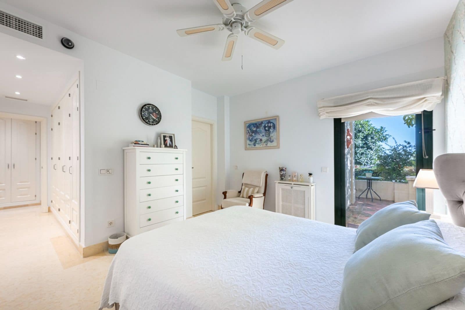 2 Zimmer Apartment zu verkaufen in Benahavis - 1.295.000 € (Ref: 9738758)