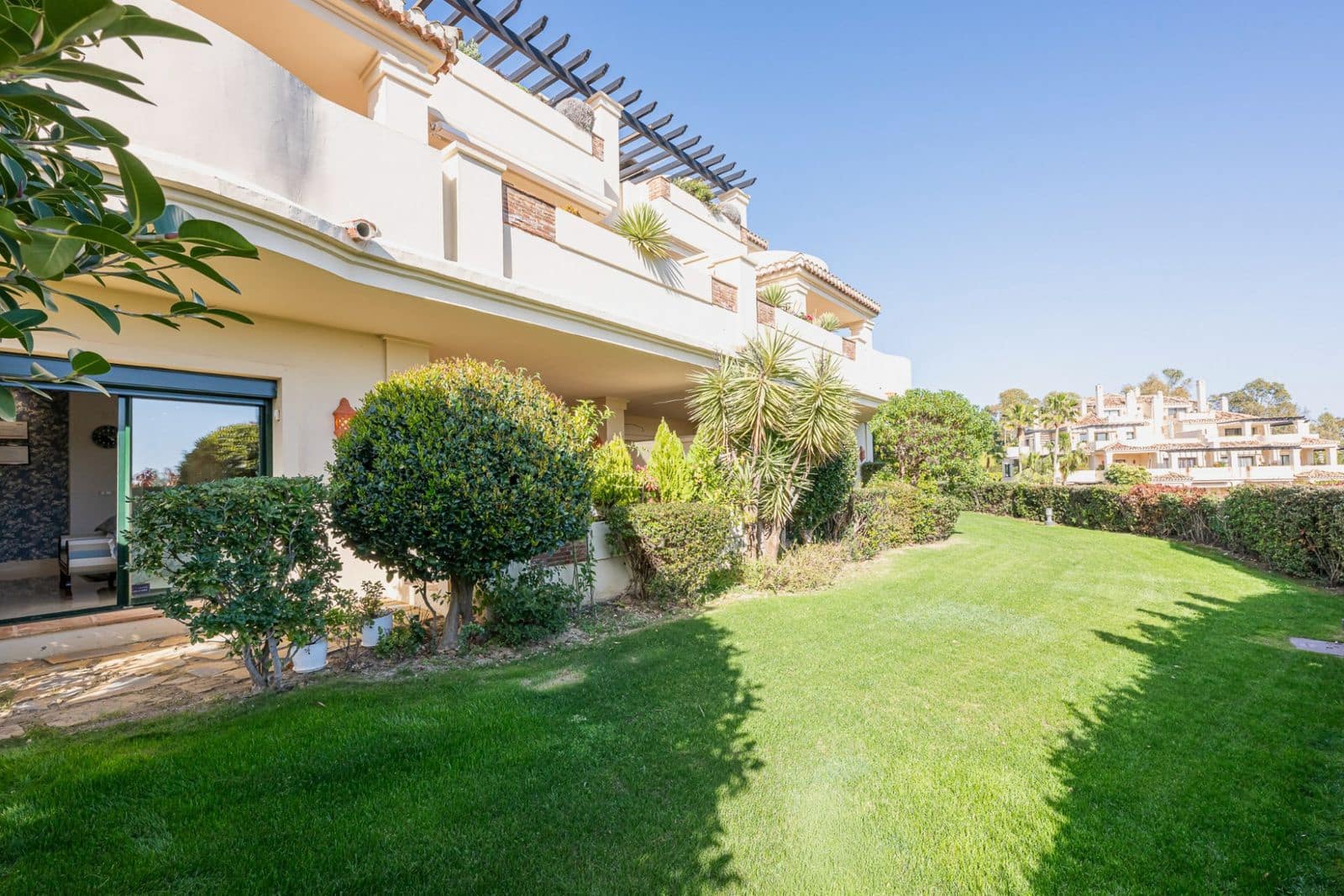 2 Zimmer Apartment zu verkaufen in Benahavis - 1.295.000 € (Ref: 9738758)