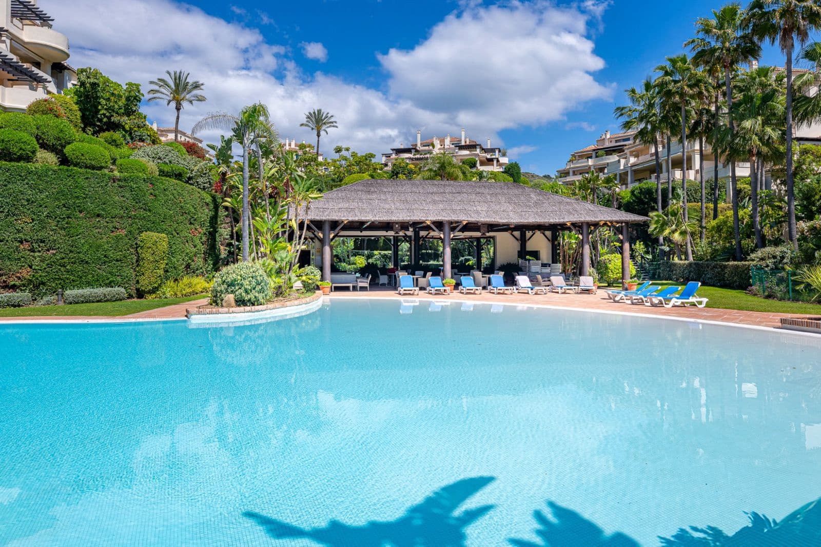 2 Zimmer Apartment zu verkaufen in Benahavis - 1.295.000 € (Ref: 9738758)