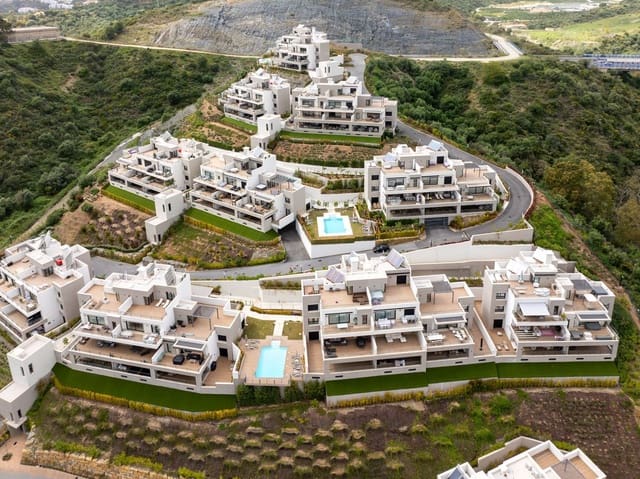 2 chambre Appartement à vendre à Nueva Andalucia, Marbella - 850 000 € (Ref: 9738765)