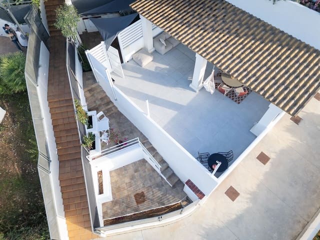 3 slaapkamer Huis te koop in La Mairena, Ojen - € 564.000 (Ref: 9738767)