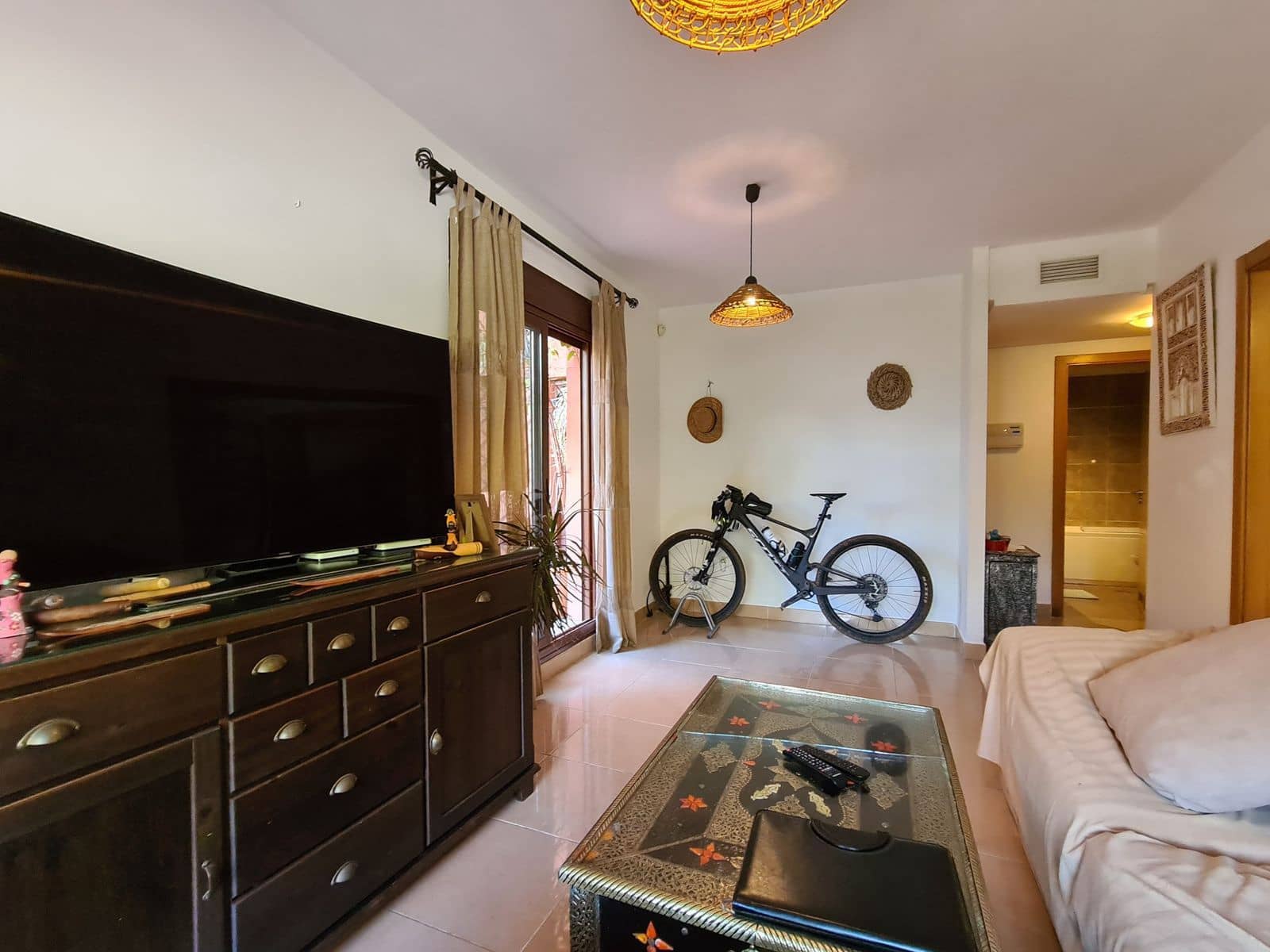 1 sypialnia Apartament na sprzedaż w Estepona - 363 500 € (Ref: 9738771)